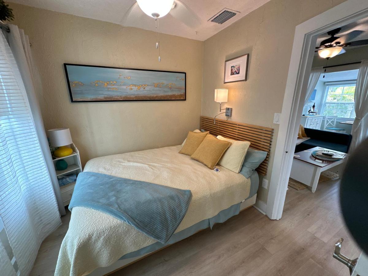 Pag Beachhouse Rentals St. Pete Beach Exteriör bild