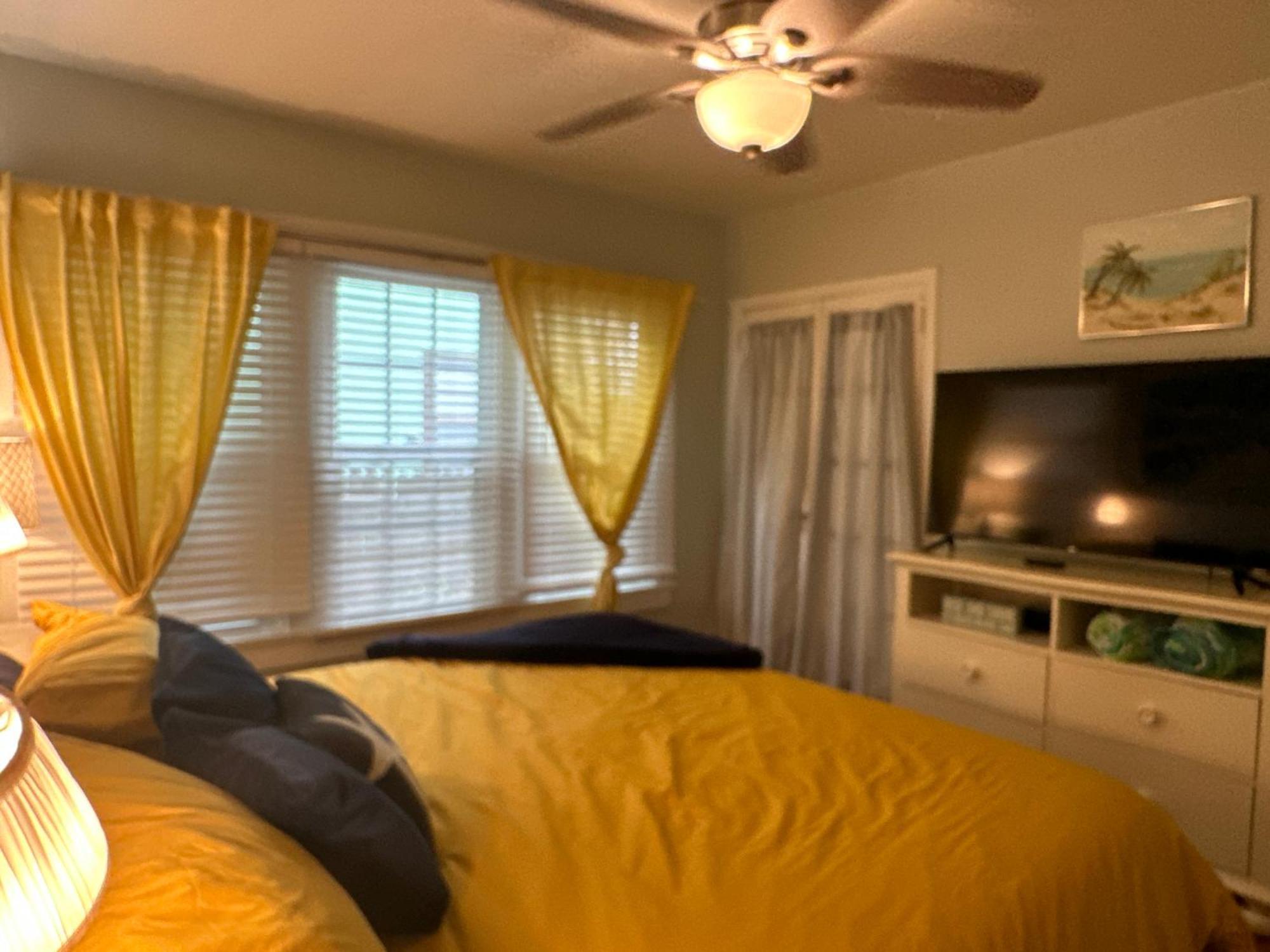 Pag Beachhouse Rentals St. Pete Beach Exteriör bild