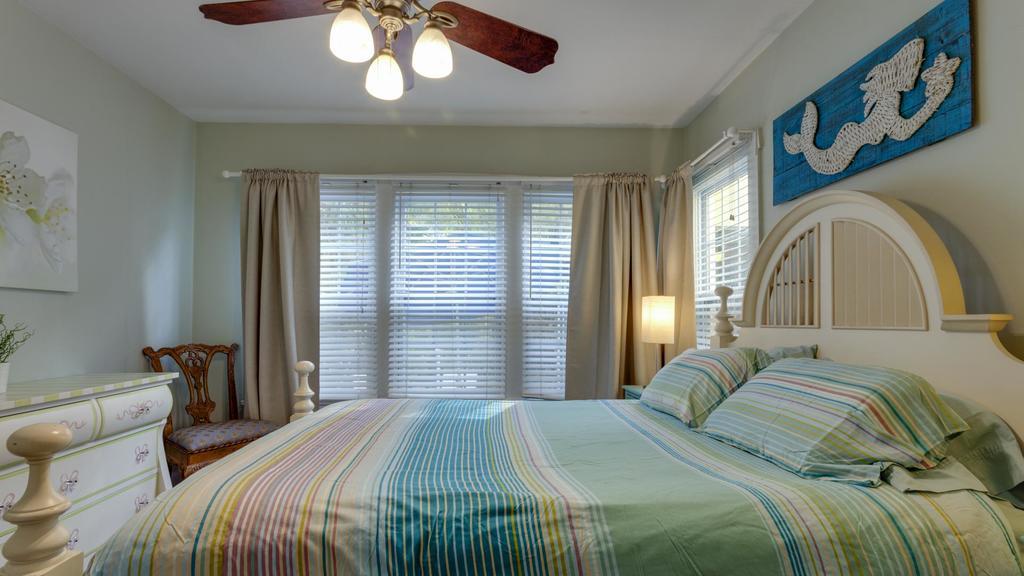 Pag Beachhouse Rentals St. Pete Beach Exteriör bild