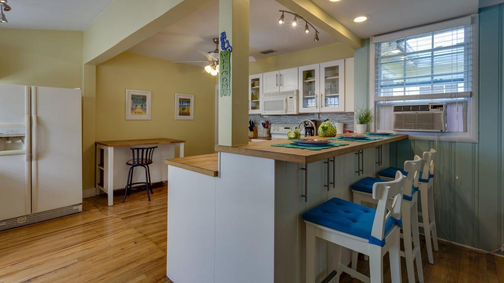 Pag Beachhouse Rentals St. Pete Beach Exteriör bild